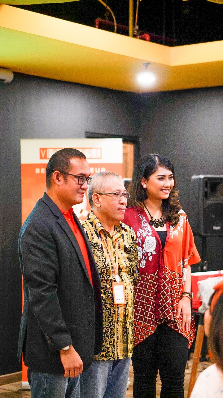 Viralisse adalah mitra bisnis one stop service pertama menjadi beautypreneur Indonesia