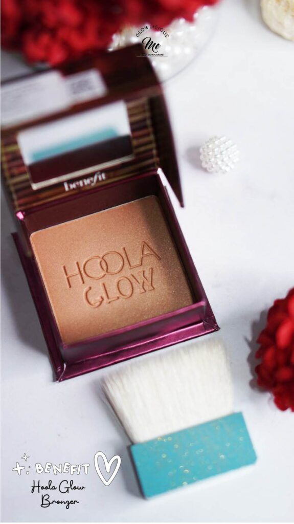 BENEFIT Hoola Glow Shimmer Bronzer Reviews & Swatches Glowlicious.Me