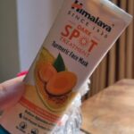 3 Hari Coba Himalaya Dark Spot Treatment Turmeric Mask Beneran Bisa Mencerahkan