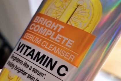 Cuci Muka Lembut Tanpa Ketarik! Review Garnier Vitamin C Cleanser buat Kulit Kering