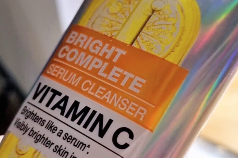 Cuci Muka Lembut Tanpa Ketarik! Review Garnier Vitamin C Cleanser buat Kulit Kering