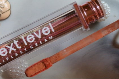 Review Lipstik Lokal Untuk Bibir Gelap! Hanasui Next Level Liplast Cream, Pigmented Parah! 💋