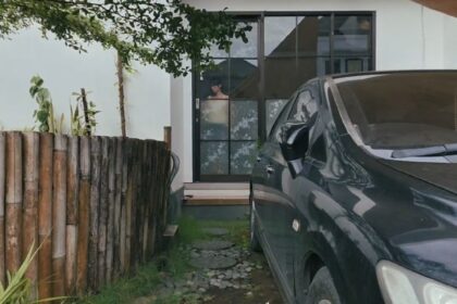 Slow Living di Desa Bali 🌿 Panen Cabai 🌶️ di Kebun Kecil