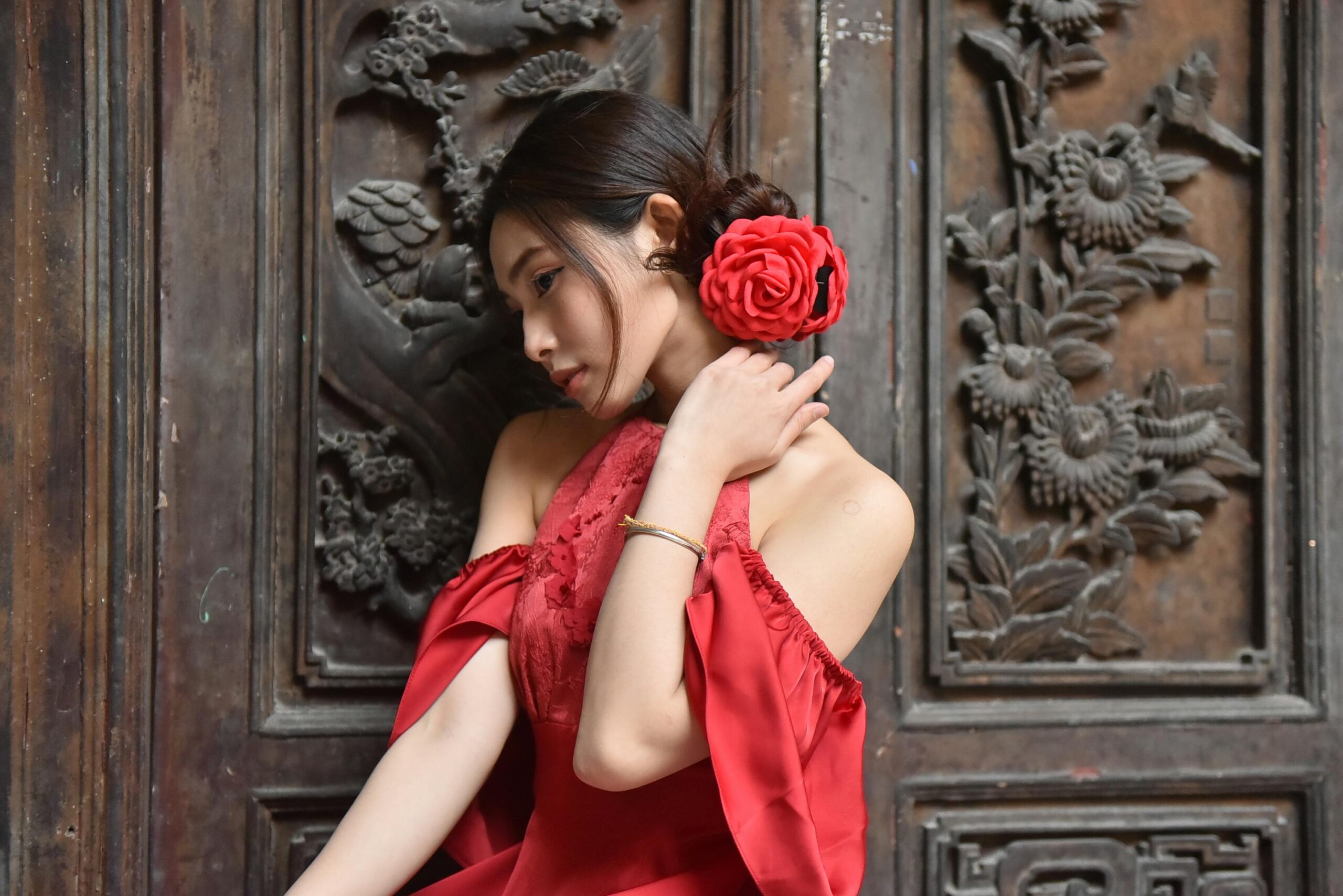 Cara Memilih Hair Clip yang Kuat untuk Rambut Tebal dan Panjang (Anti-Patah 3